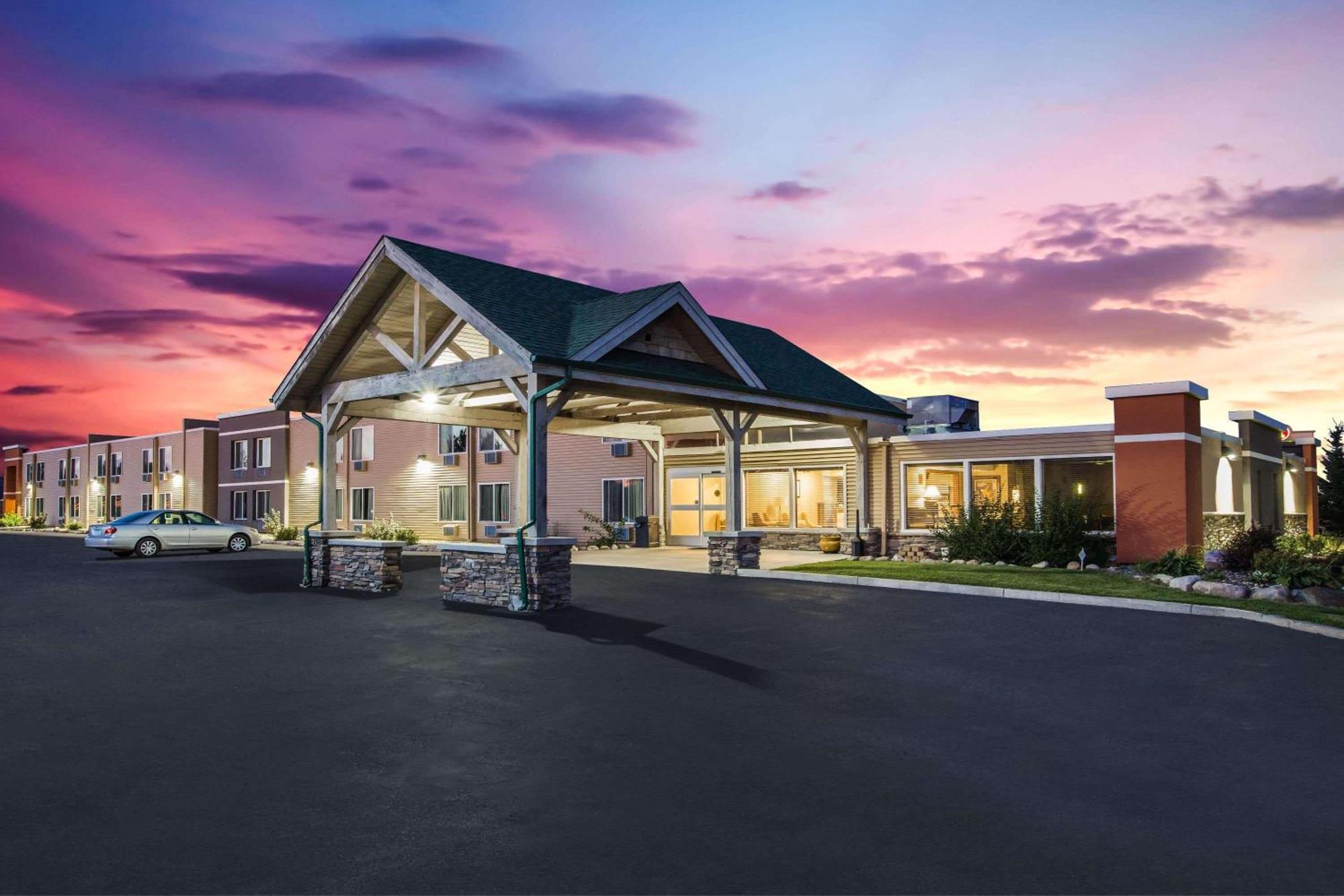 Americinn By Wyndham Baxter Brainerd Exterior photo